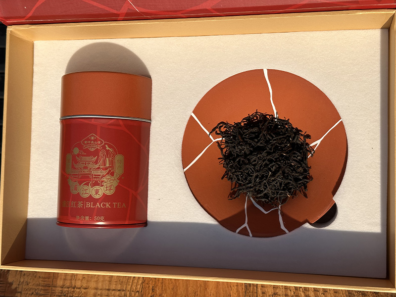临桂万年上山茶与器